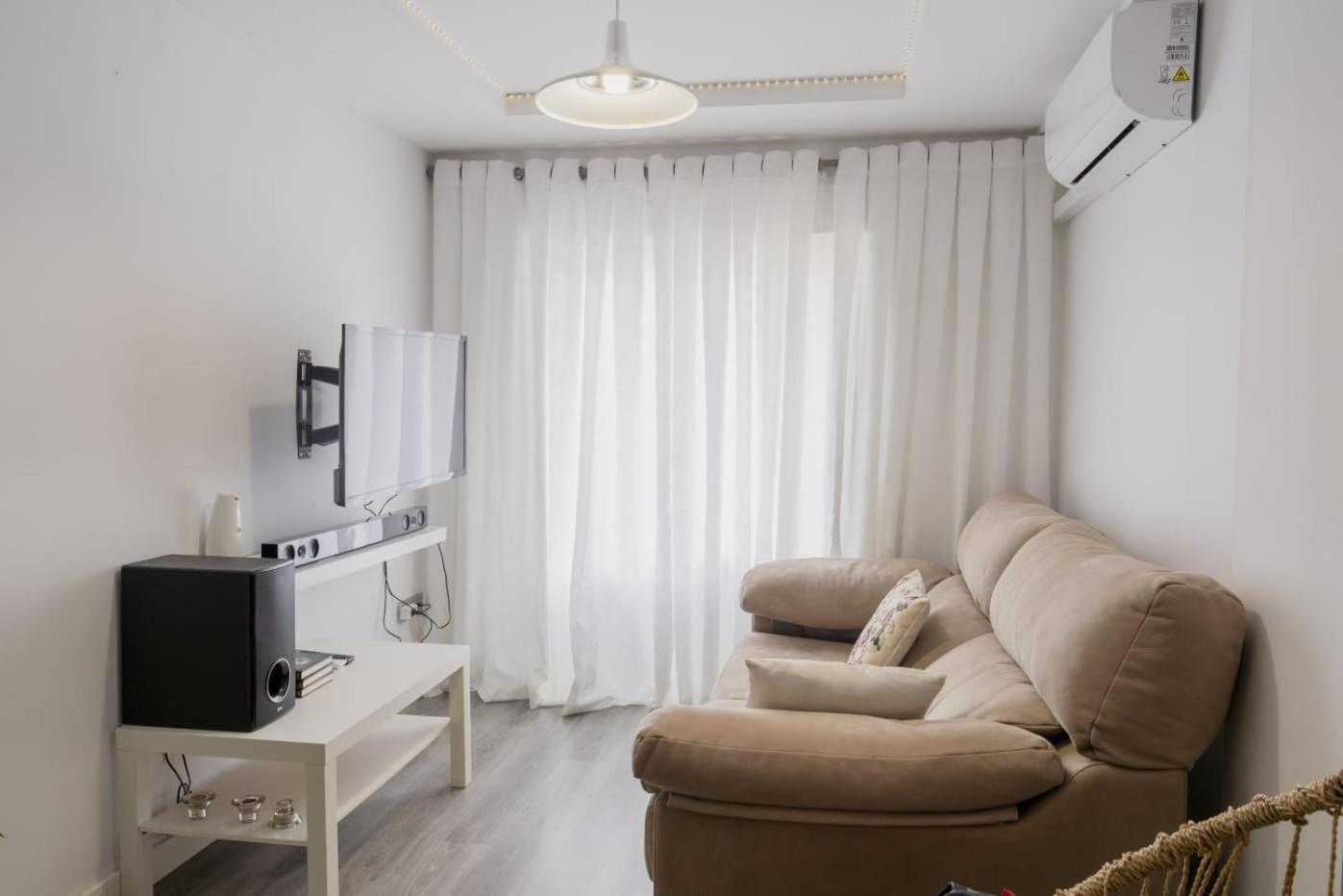 Apartamento Cerca Del Pilar サラゴサ エクステリア 写真